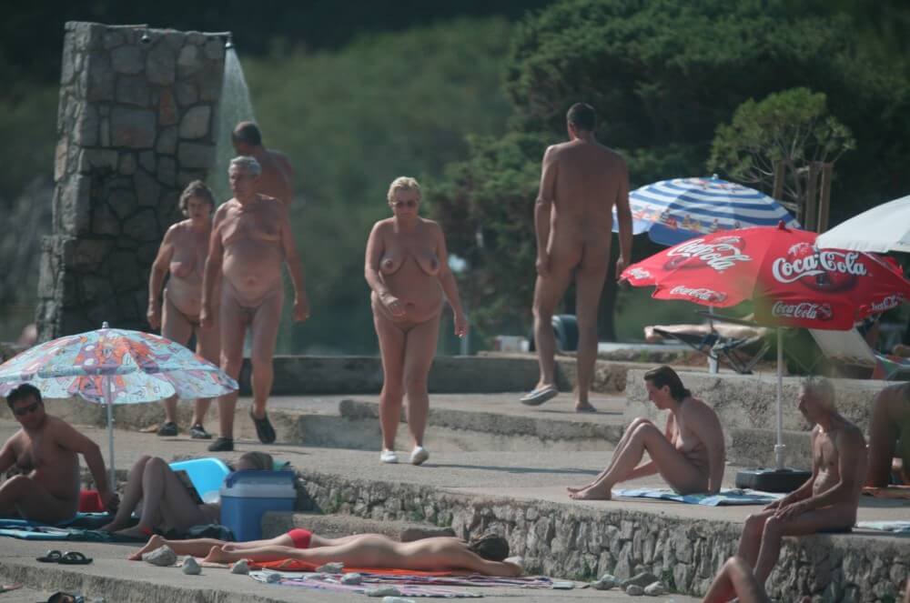 Cove Pyramid Shower Top pics - People seek in nudism a way to overcome their insecurities