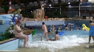 Aqua Extravaganza 4 - Boundaries disappear in the world of nudism