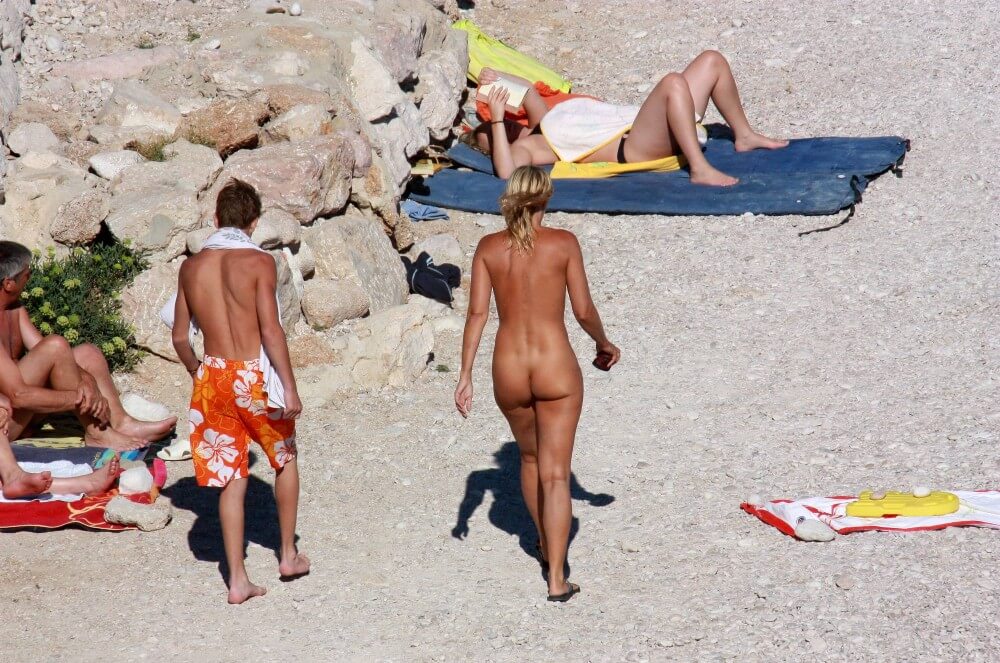 European Beach Entrance pics - Peace and tranquility are important values for naturists