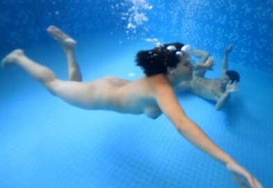 In The Forest Sanctuary photos - Boundaries disappear in the world of nudism