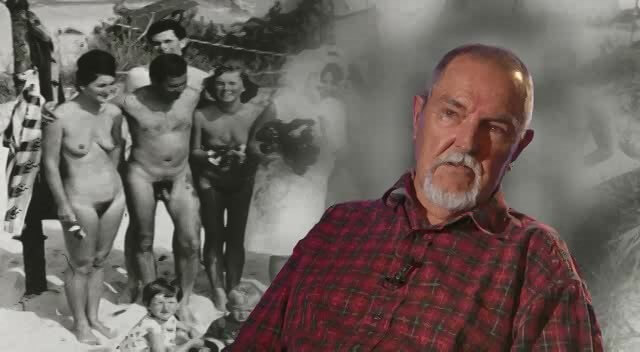Als die to see naked an die Ostsee kamen - The equality of body and spirit is an important idea in the practice of nudism and naturism