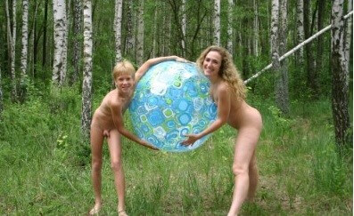 Crimea Family Sand Profile photo gallery - It values honesty and sincerity in trusting the nudists around you