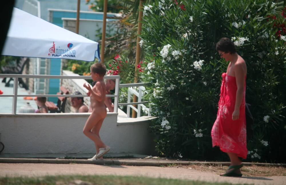 Naturist Pool Walkaround pics - Peace and tranquility as goals of the naturist life