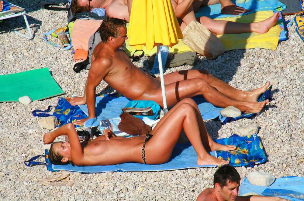 Ula FKK Bikini Couples Day pics - Family naturism in European countries