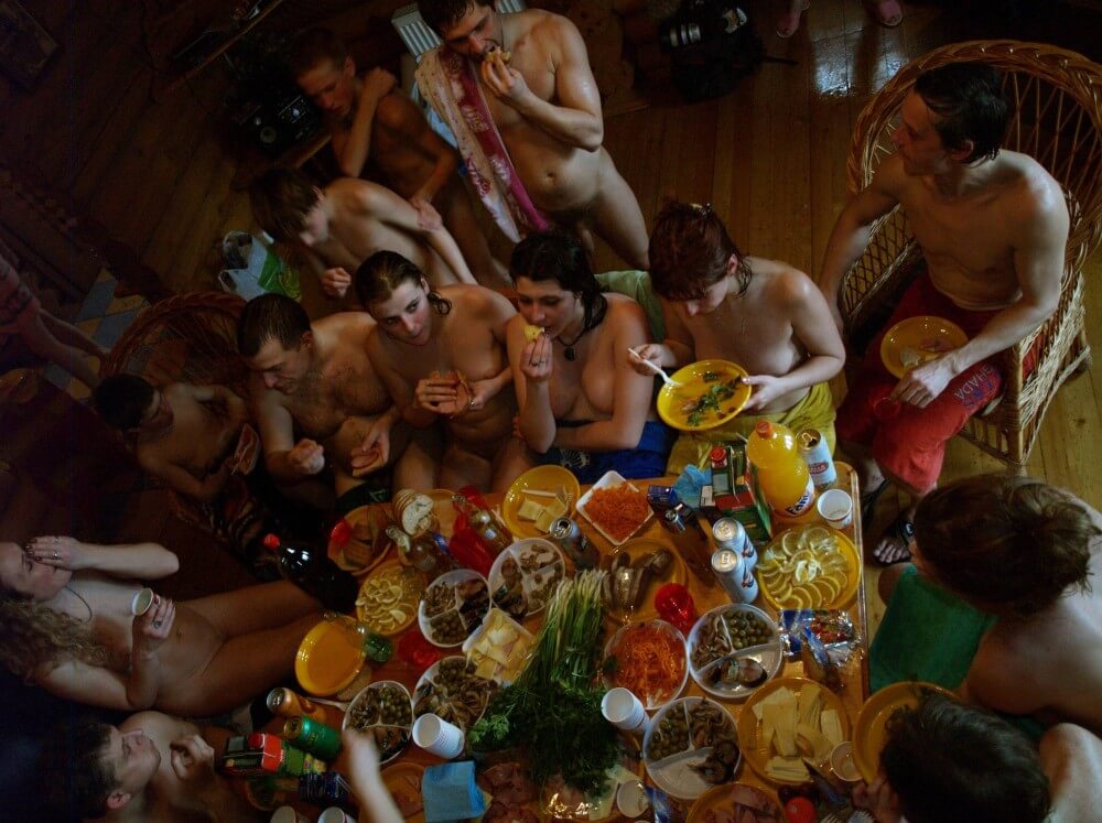 Family Valentines Dinning pics - Living freely and naturally is the dream of naturists