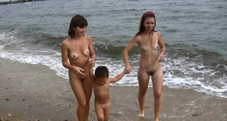 Land and Sea Naturism vol 1 - Naturism creates harmony with the environment