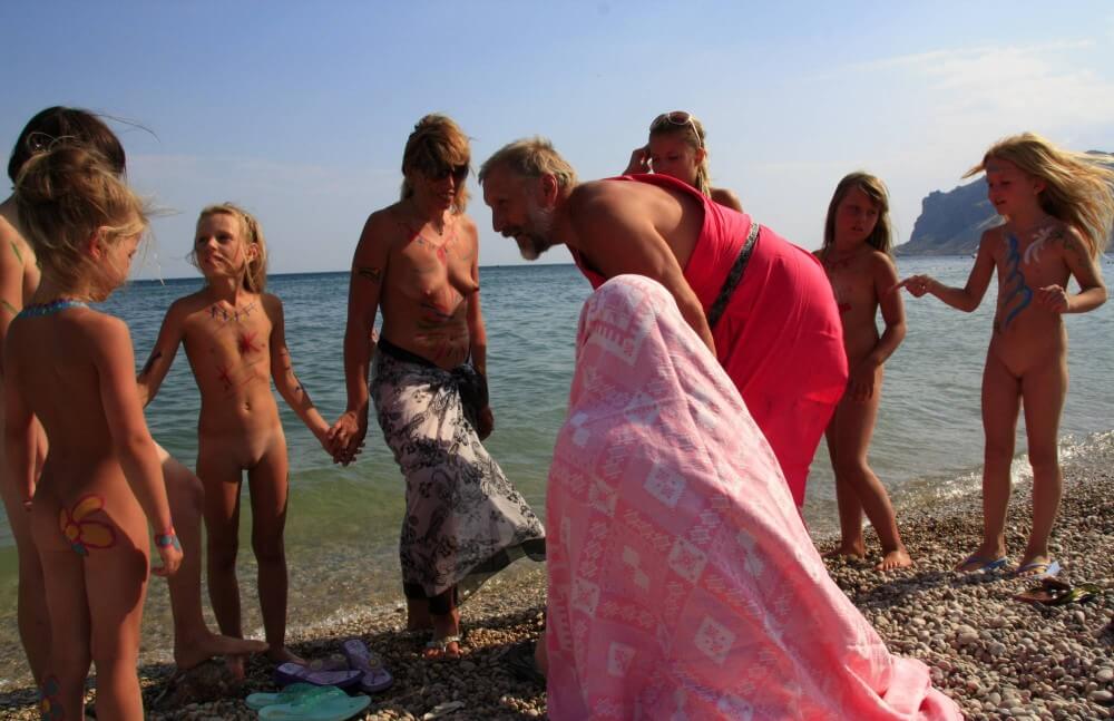 Water Drying Off pics - The sacred nature of the nude human form among naturists