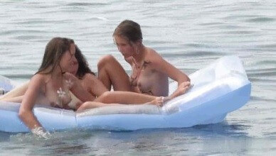 Body Art Nudist Beach 2 video Full HD - Naturism and society