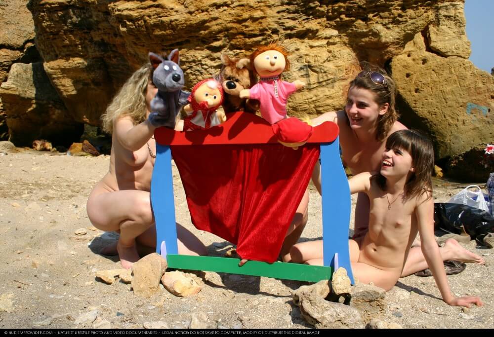 Premium Content # 33 - Naturism is about peace and tranquility