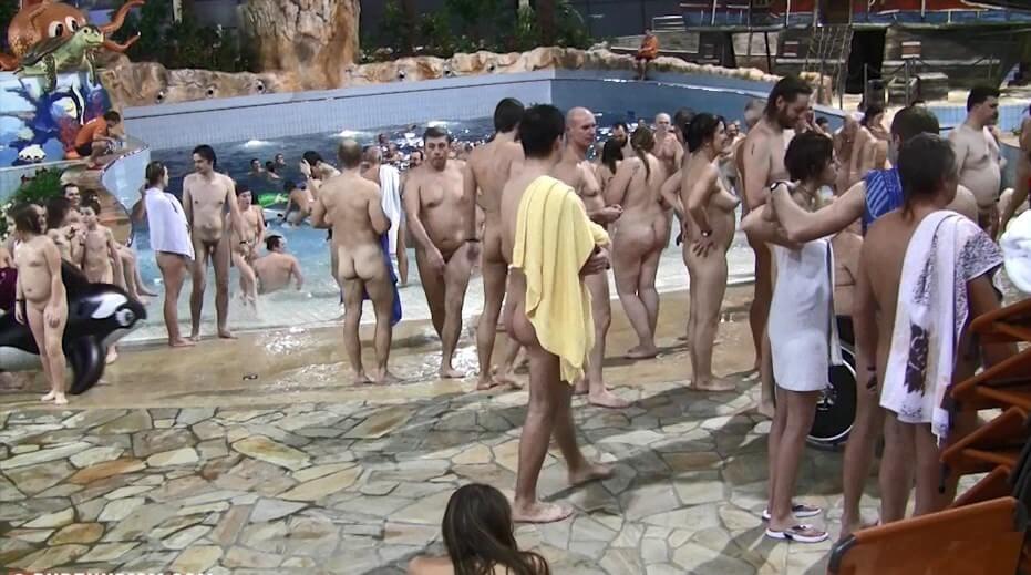 Aquatic park reunion video - There are many politicians among nudists