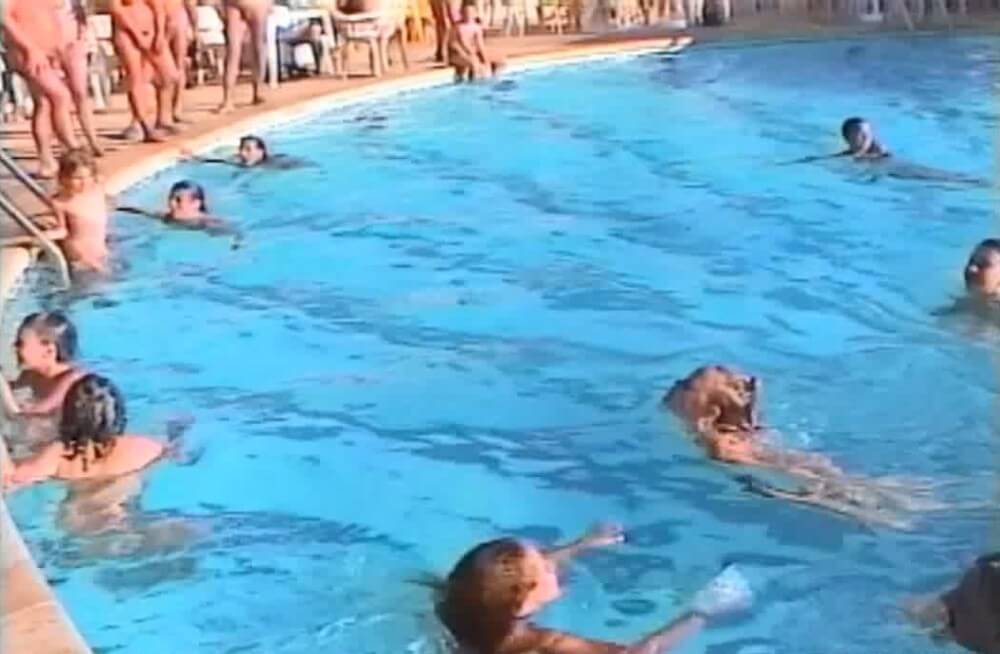 Miss Teen JR. Pageants # 7 video Sunat Natplus HD - People seek in nudism a way to overcome their insecurities