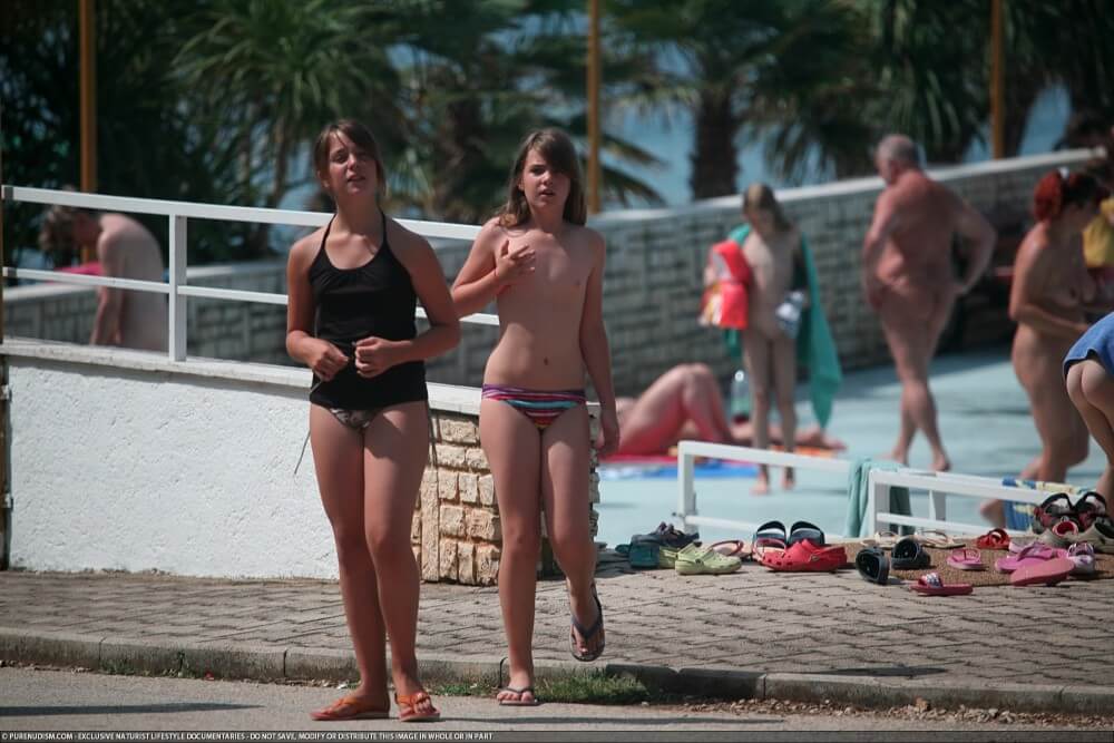 FKK Water Locations Set 1 - Belief in oneself and ones own strengths are important qualities for practitioners of naturism and nudism