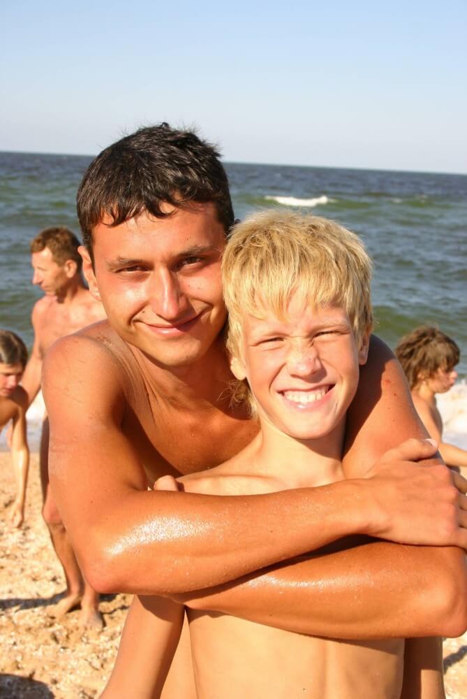 Naturist Group Pictures - The desire to appreciate the beauty of the human body