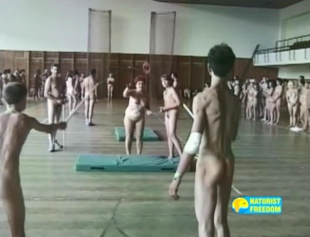 Helios Natura: FKK Fumbling and Tumbling - She went out completely naked